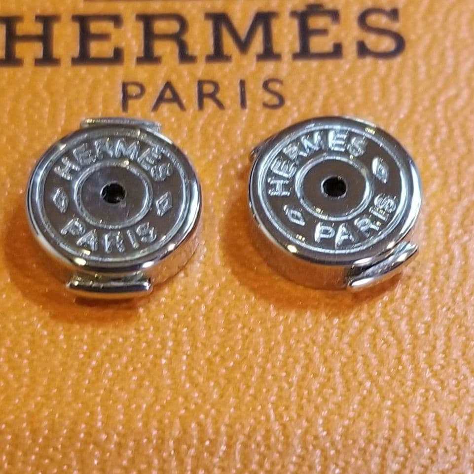 エルメス　カージュドアッシュHキューブピアス シルバー