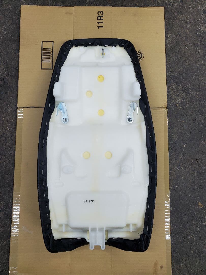 ホンダCB400SF/SB用 純正シート NC42型外し美品