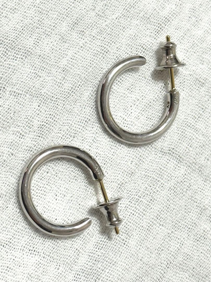 CAREERING PLACEBO 301 フープピアス