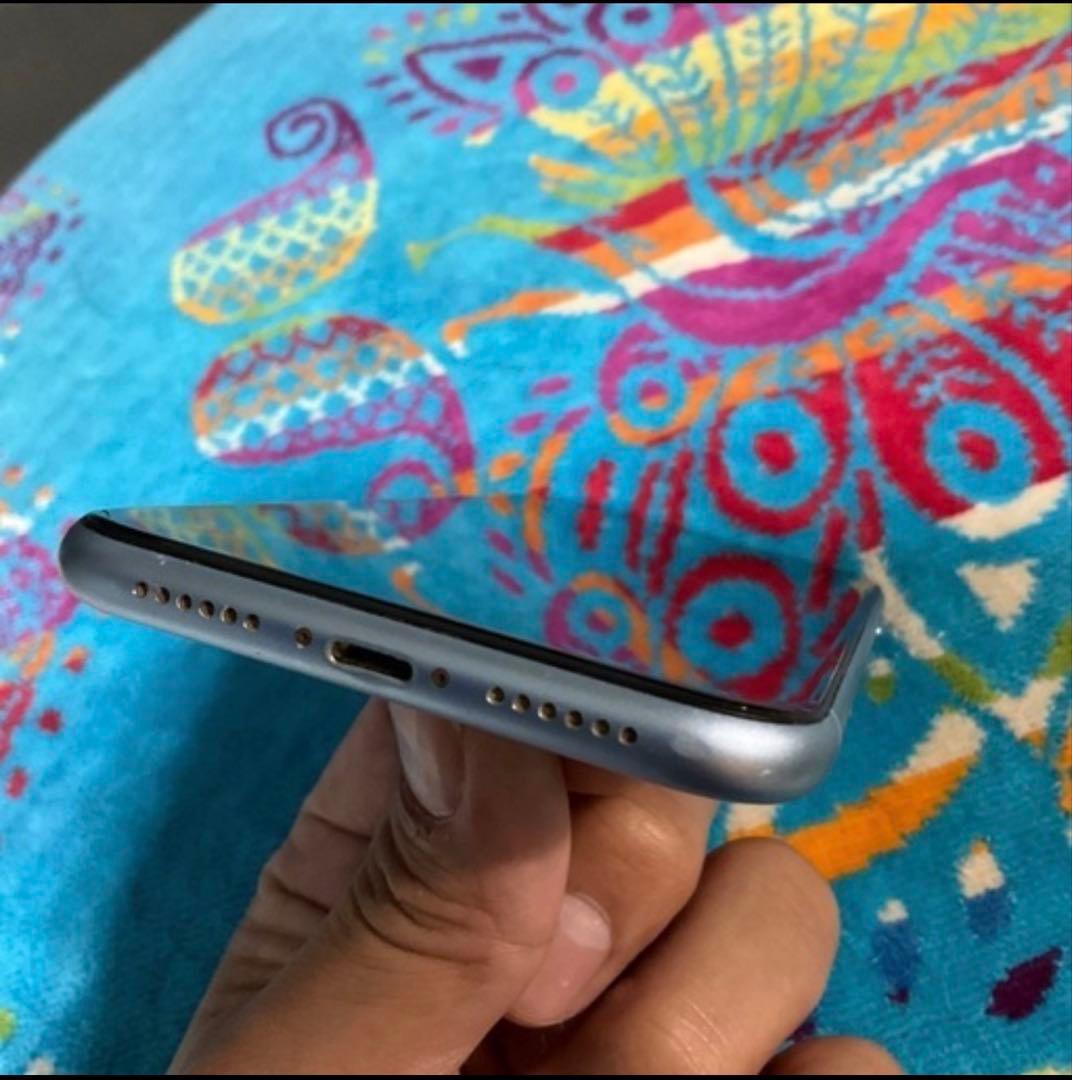 Apple iPhone XR ブルー　256GB