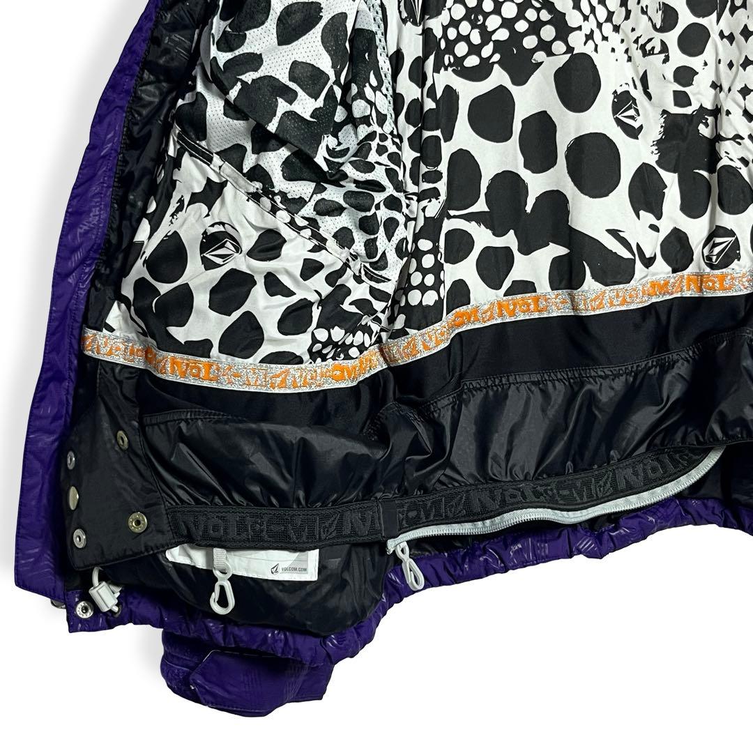美品✨VOLCOM スノボウェア THERMONITE ダウンジャケット