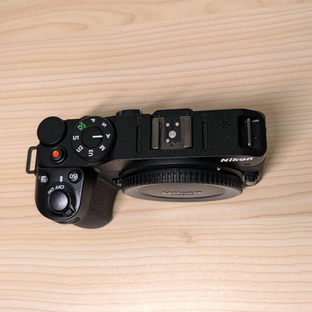 シャッター数 約6000! Nikon Z30 16-50mm レンズキット