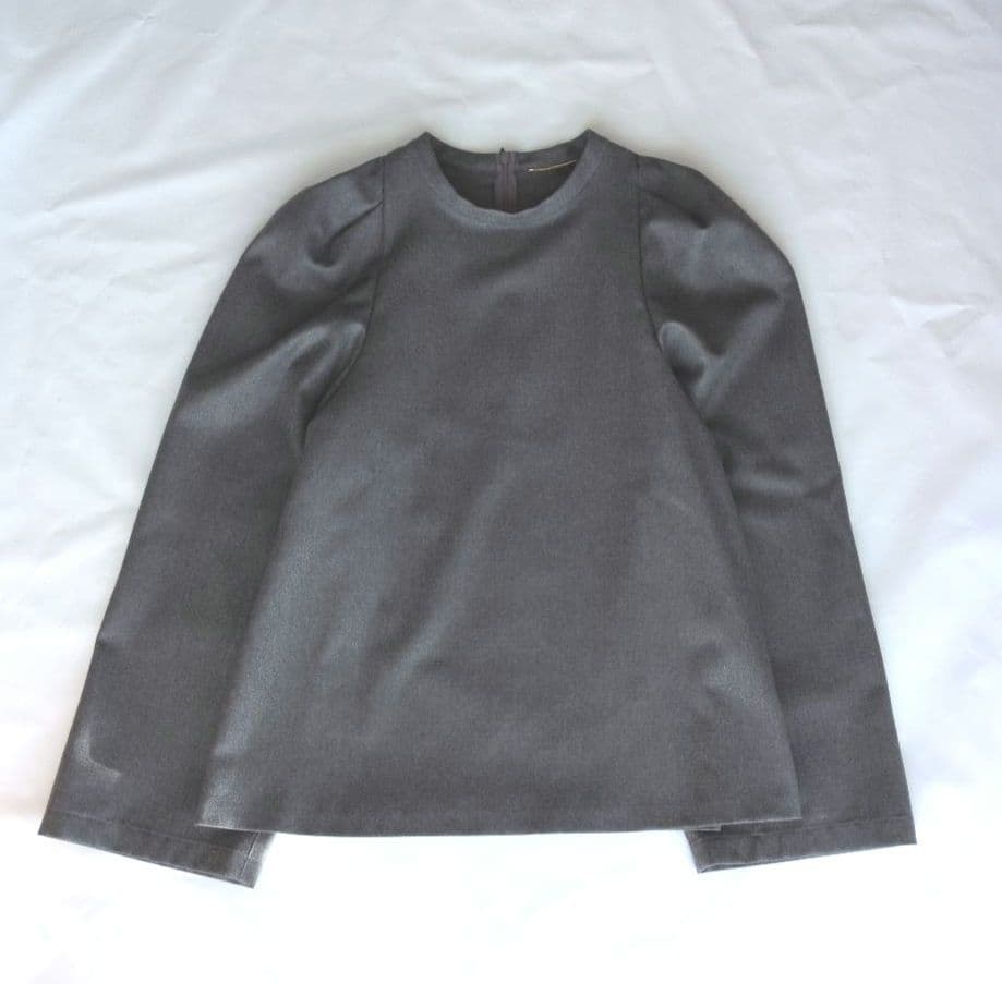 Enchant ブラウス