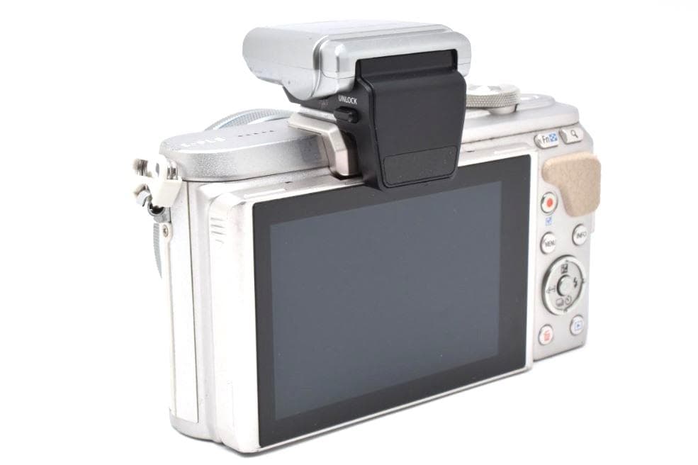 手ぶれ補正✨ OLYMPUS PEN E-PL8 レンズキット ミラーレス 一眼