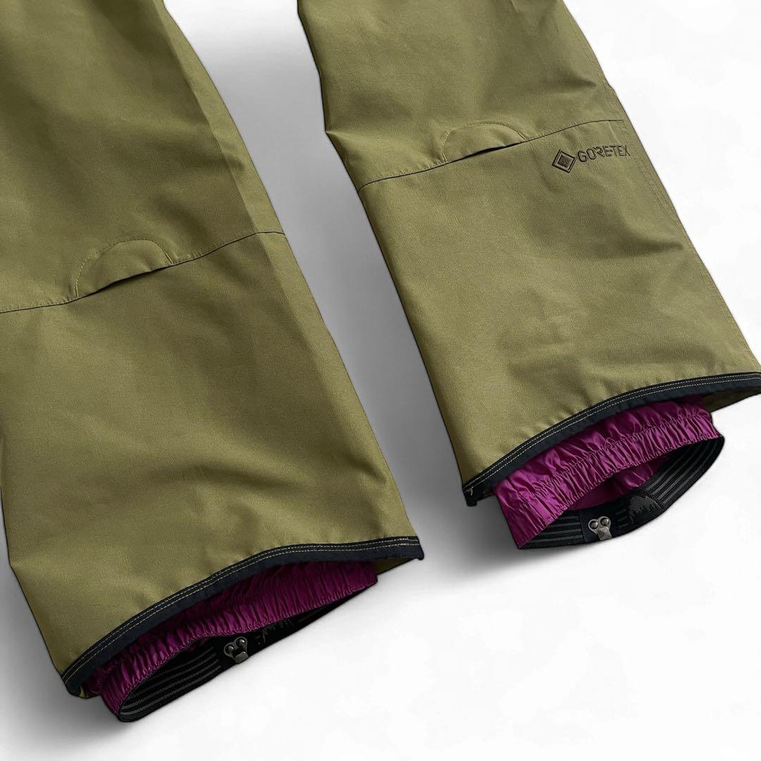 美品　BURTON ゴアテックスパンツ　カーキ　M