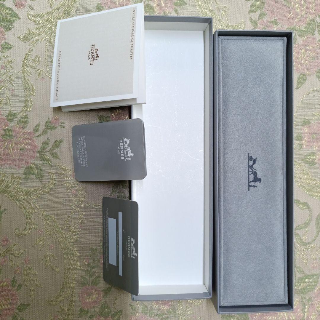 HERMES 時計オレンジ と ブレスレットケース