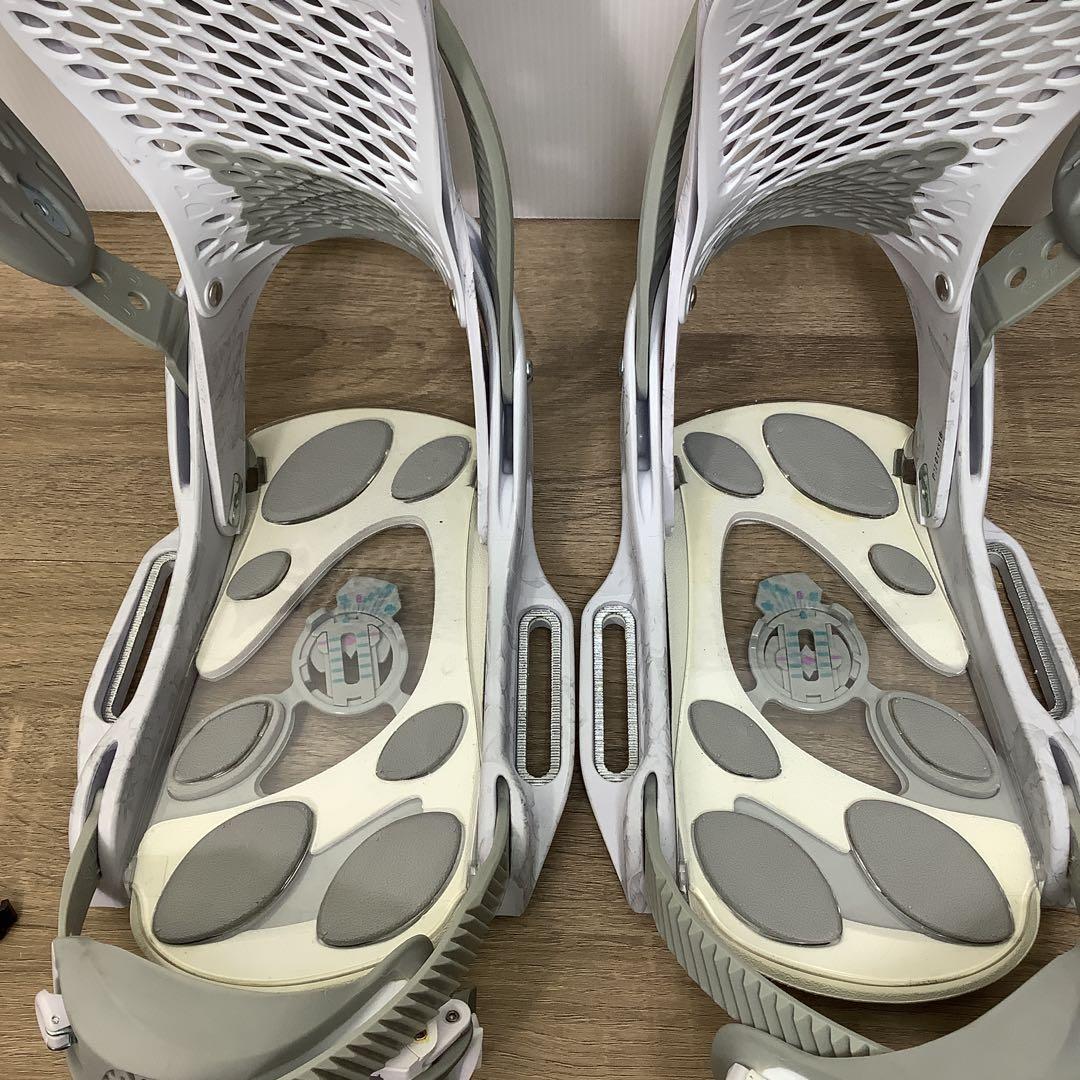 046BURTONバートンESCAPADEスノーボードビンディングバインディング