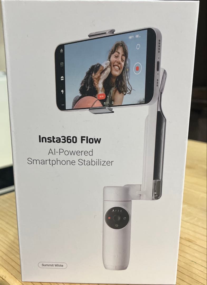 Insta360 Flow スマートフォンスタビライザーSpotlighiセット