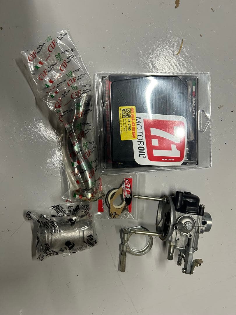 ベスパ　MALOSSI Z1 キャブレターセット　ビックキャブ