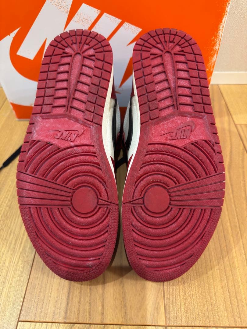 靴 Nike Air Jordan 1 Lost & Found