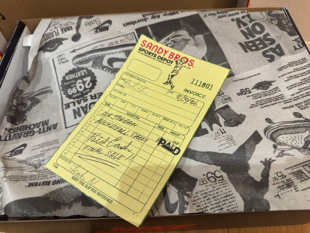 靴 Nike Air Jordan 1 Lost & Found