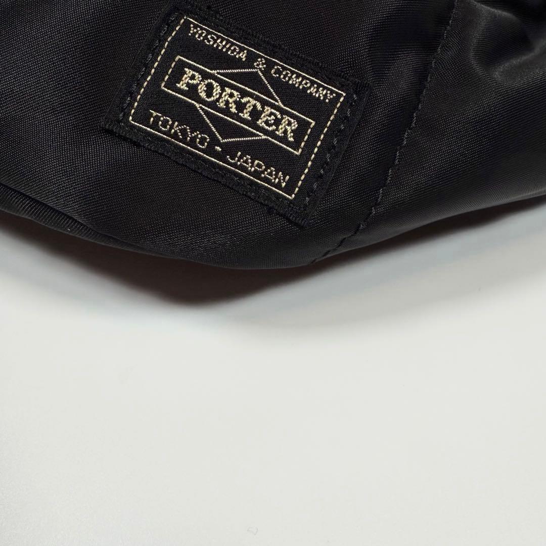 【未使用に近い】ポーター　ボディバッグ　ナイロン　タンカー　ブラック　メンズ