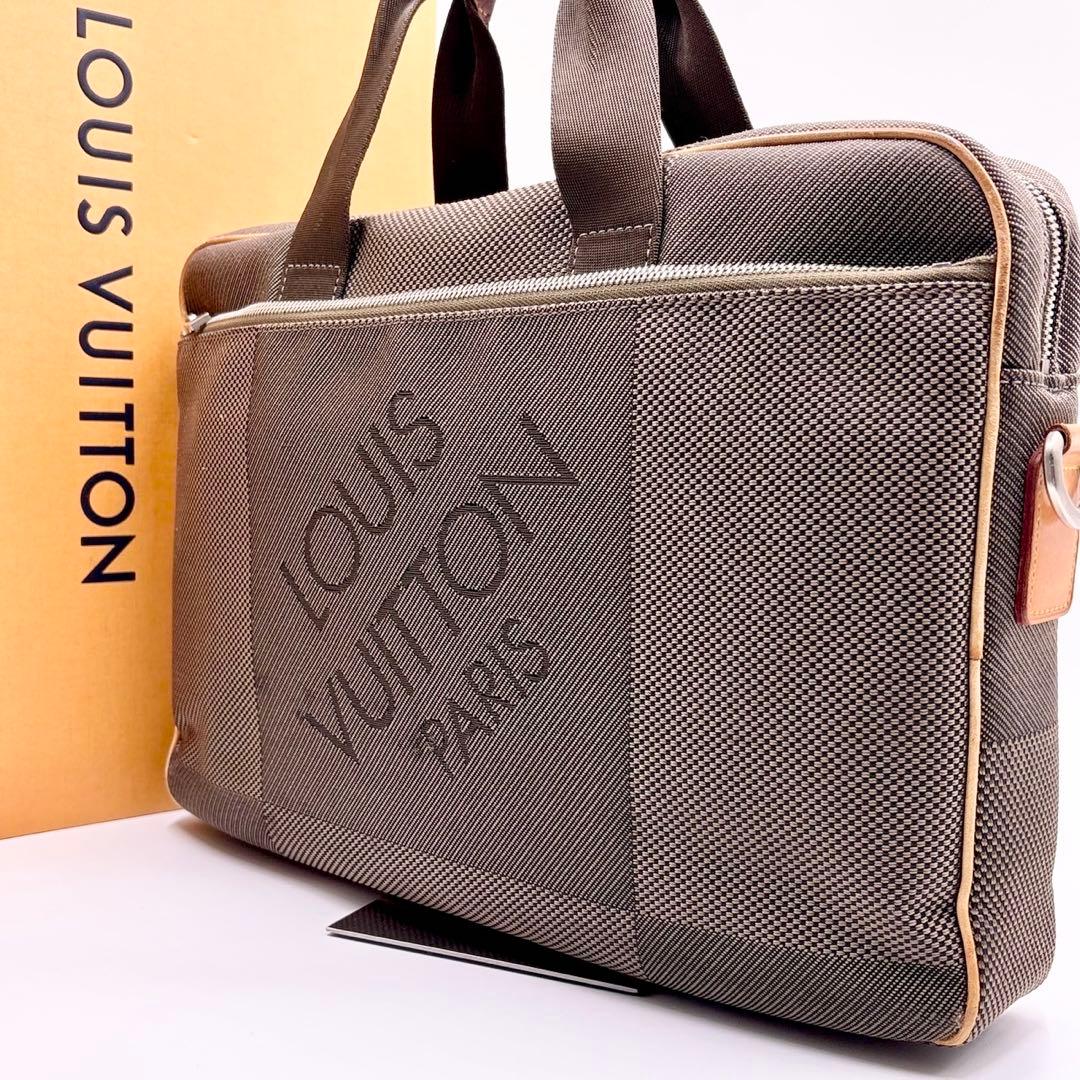 ルイヴィトン　ダミエジェアン アソシエPM ビジネスバッグ 25080702