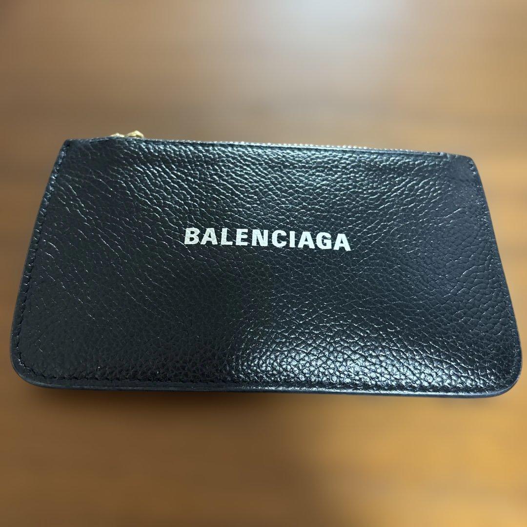 魚は欲し魚　BALENCIAGA ブラックレザー ケース
