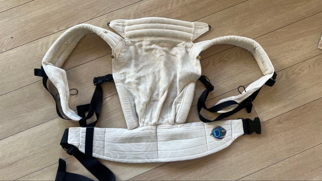 artipoppe 抱っこ紐 ホワイト