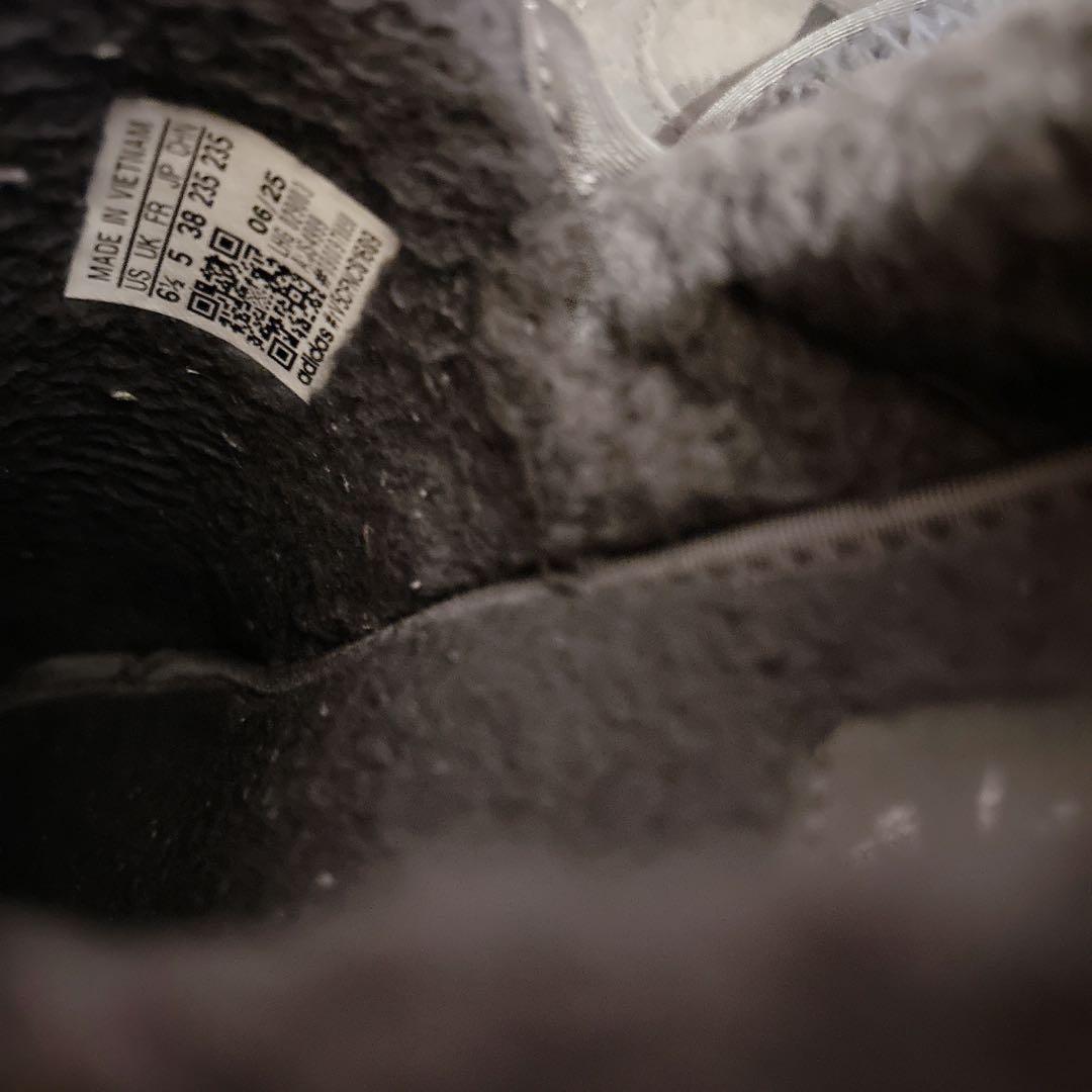 adidas 韓国限定グランドコートミュール JS4999 スリッポン