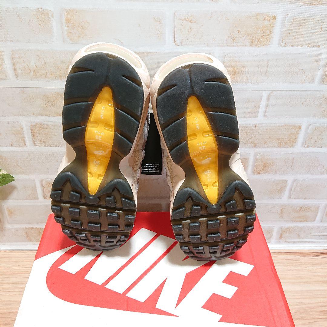 NIKE AIR MAX 95 SE WILD　DC8099-016　グレー