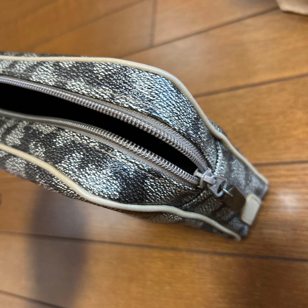 美品　２点　イヴサンローラン ボストンバッグ クラッチバッグ ジラフPVC