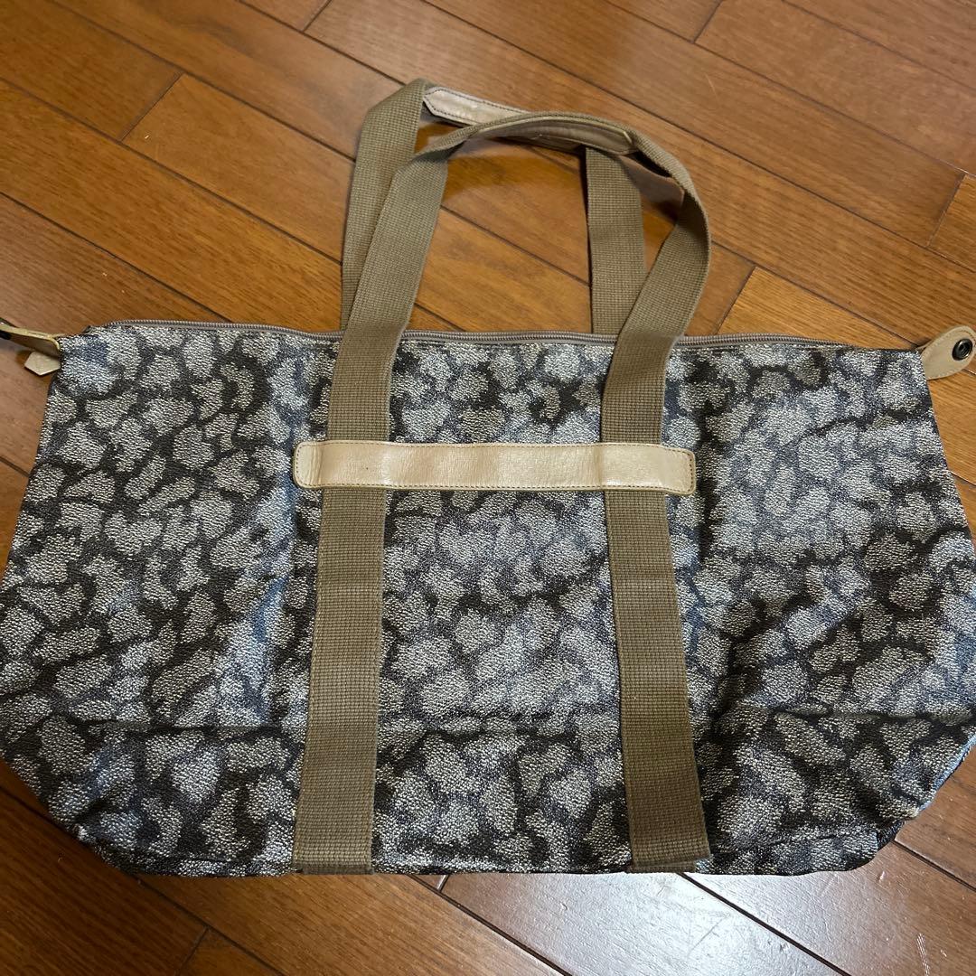 美品　２点　イヴサンローラン ボストンバッグ クラッチバッグ ジラフPVC