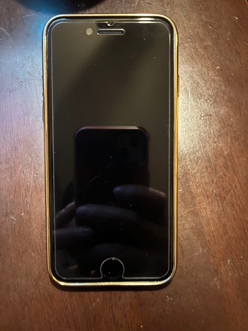 Apple iPhone SE2 第2世代　バッテリー最大容量82%