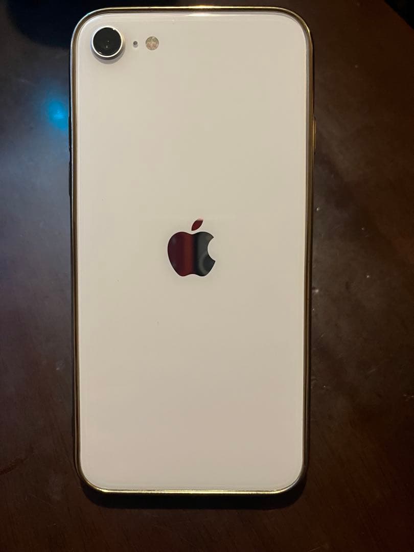 Apple iPhone SE2 第2世代　バッテリー最大容量82%