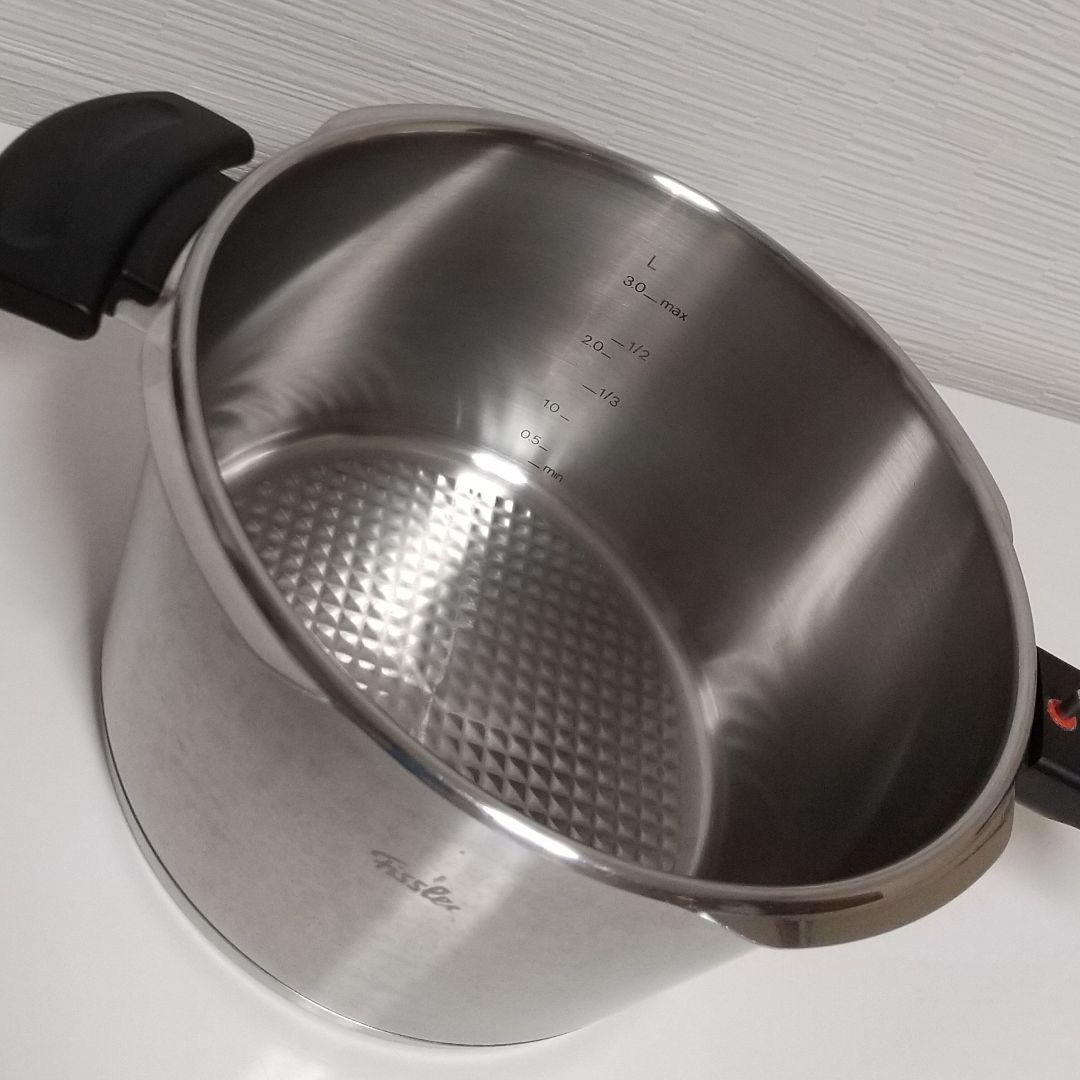 フィスラー圧力鍋 プレミアム 4.5 L 付属品あり