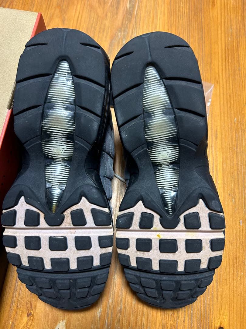 NIKE AIRMAX 95 PRM 中古