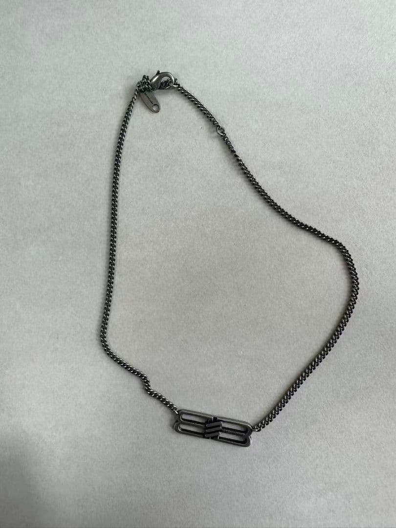 バレンシアガ チェーンネックレス