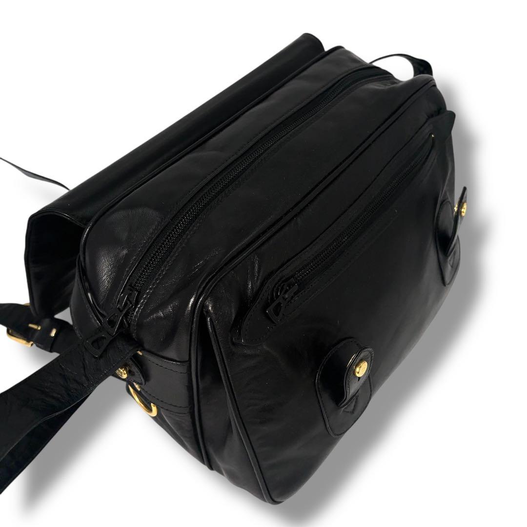 【極美品】ハンティングワールド　ショルダー オールレザー　メッセンジャー　ロゴ