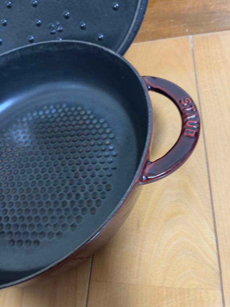 ストウブ　ニダベイユ　ソテーパン　24 グレナディンレッド　廃盤品　グリルパン