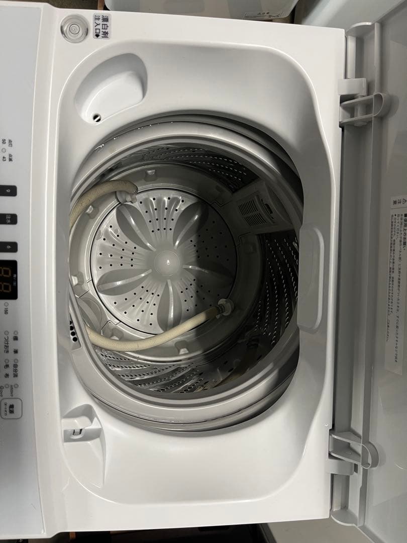 Hisense 洗濯機 5.5 kg AT-WM5511-WH 2022年製　T