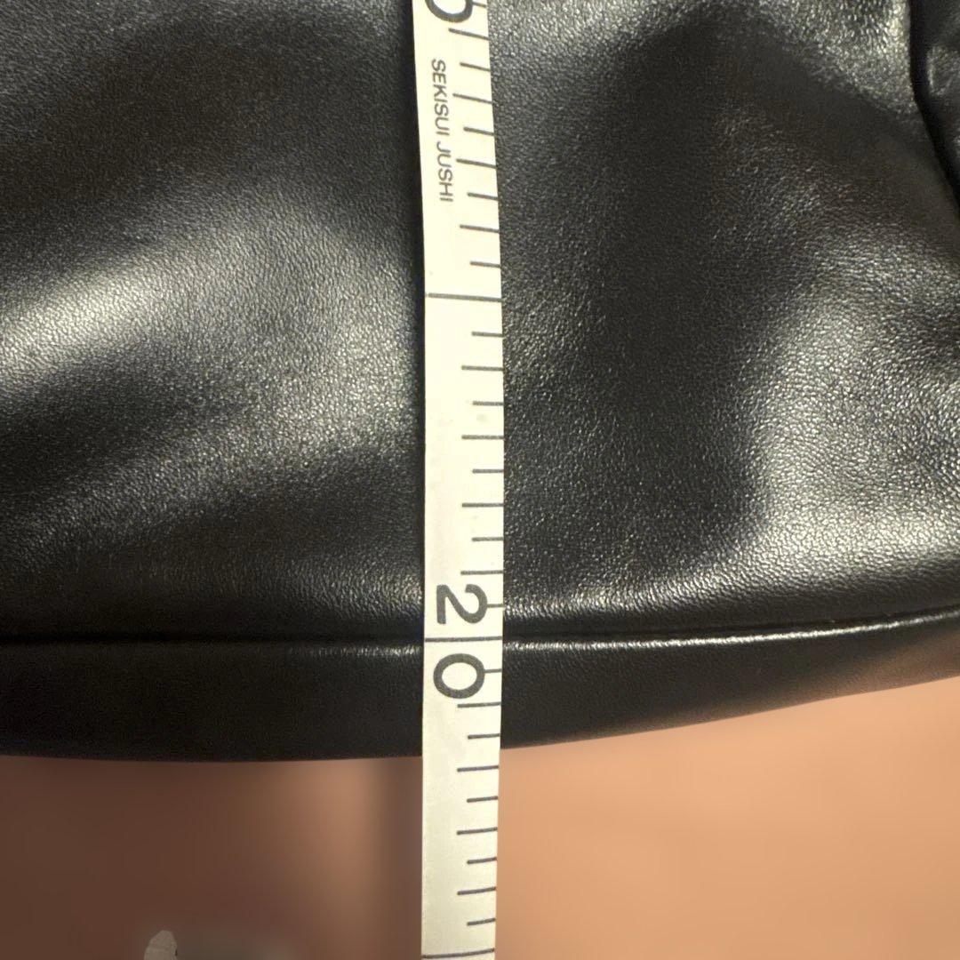 miu miu ナッパレザーホーボーバッグ ブラック　美品