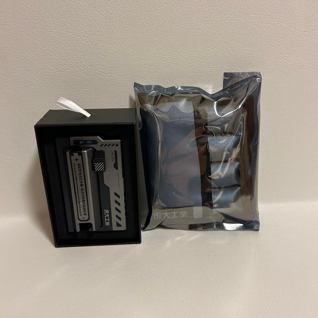 大人気❣️【虎大工業】公式 電池交換デザイン モバイルバッテリー 1364