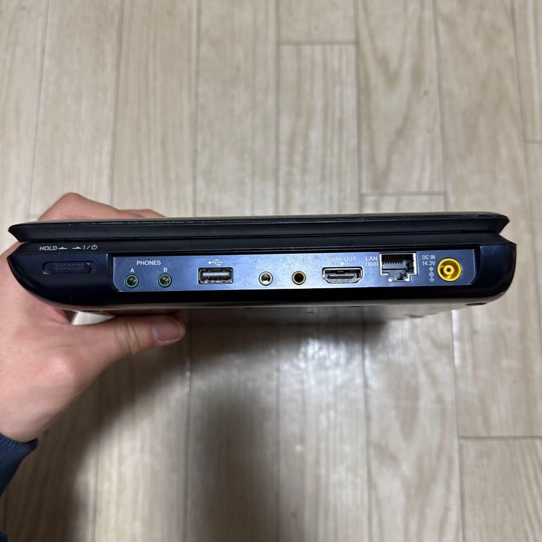 【ジャンク】SONY ポータブルBlu-ray 【本体のみ】