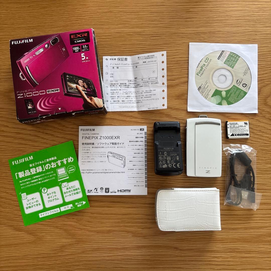 ⭐︎美品⭐︎ FUJIFILM FINEPIX Z1000 EXR