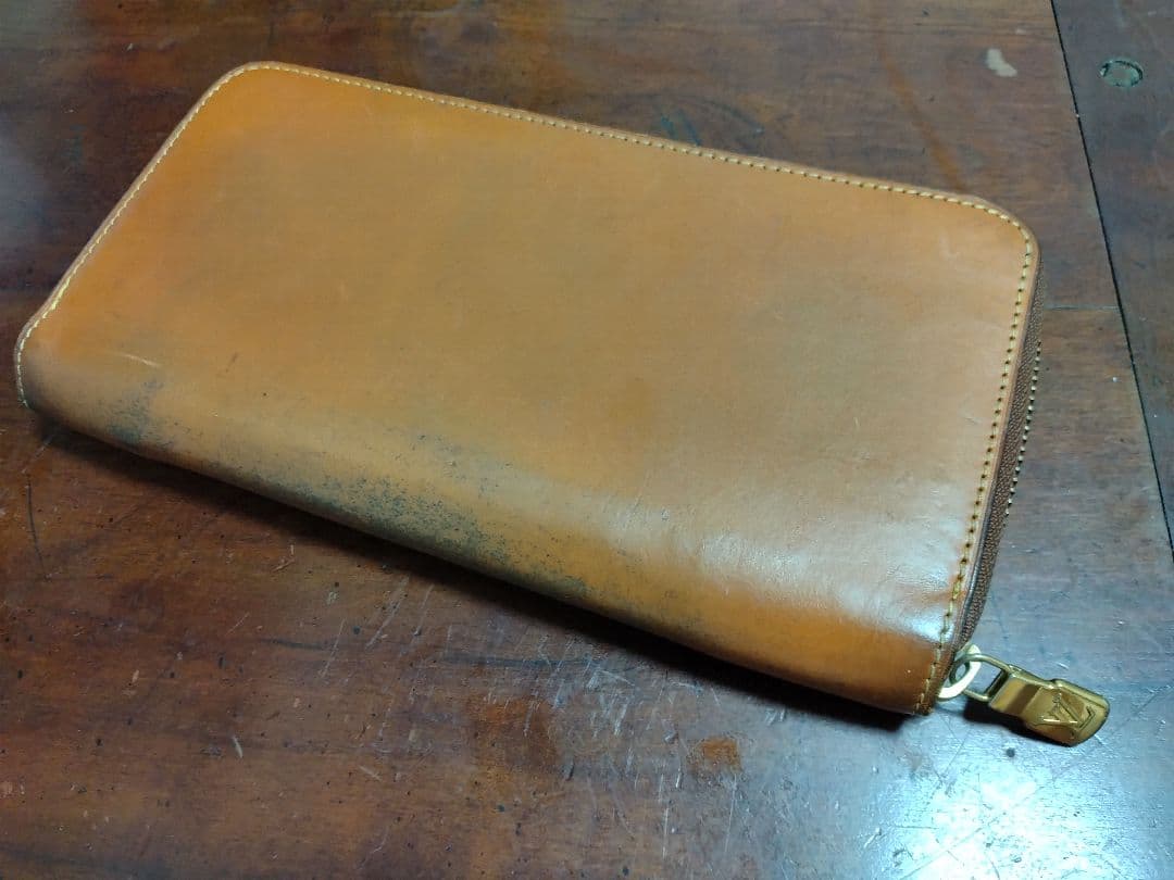 【本日限定特価】 LOUIS VUITTON Nomade Zippy