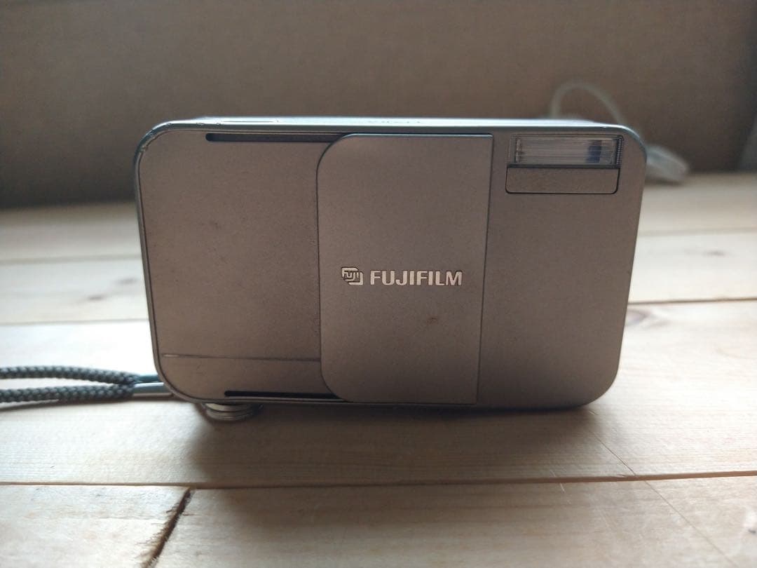 富士フィルム　FUJIFILM CARDIA mini TIARA 動作確認品