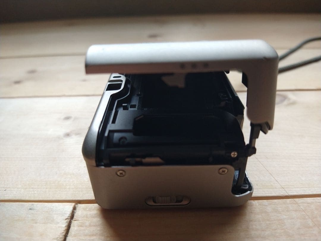 富士フィルム　FUJIFILM CARDIA mini TIARA 動作確認品