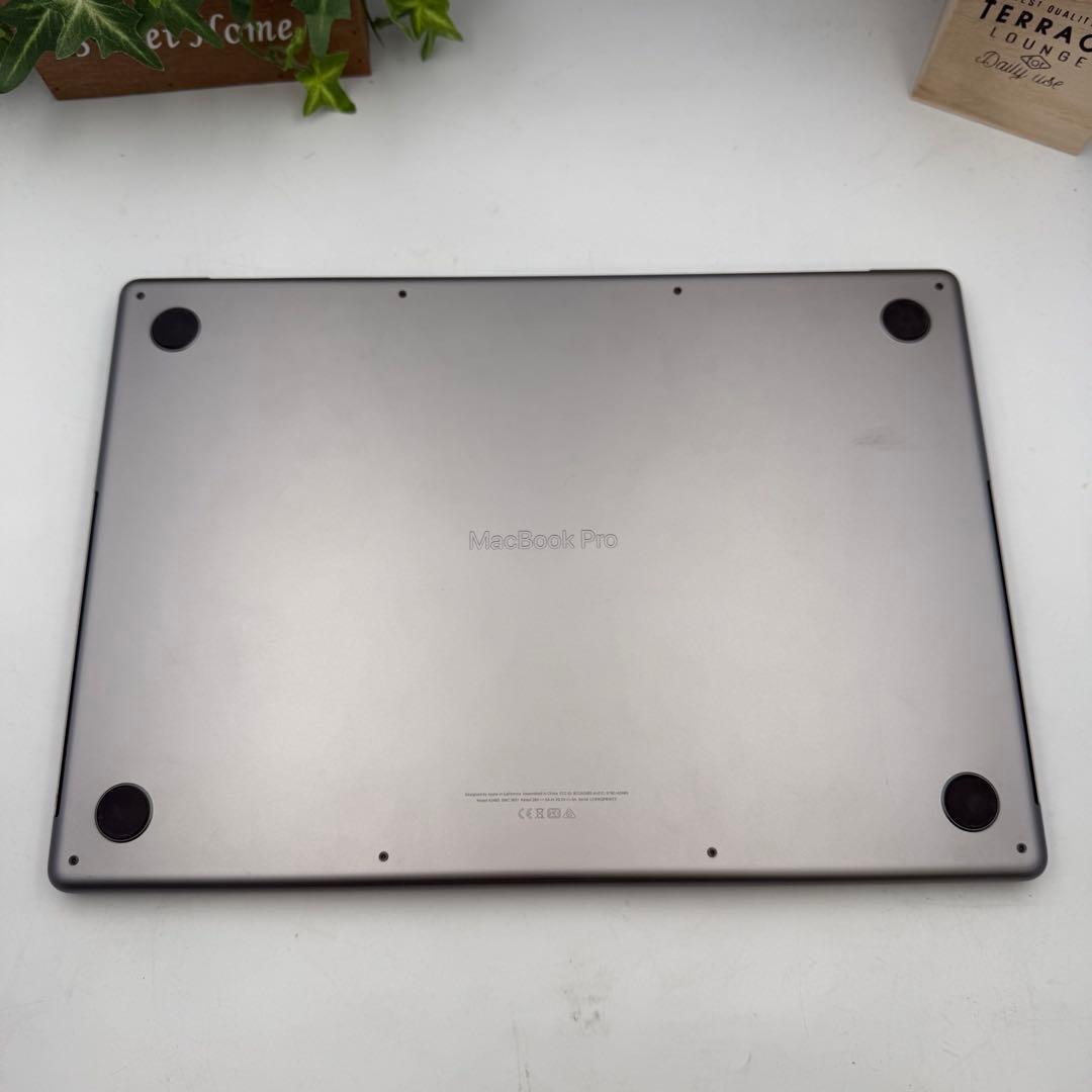 MacBook Pro M1 Pro 16インチ 2021 16G/1TB US