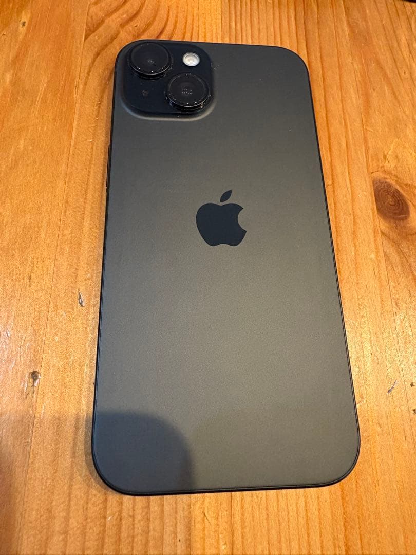 Apple iPhone 15 ブラック 97%バッテリー 128GB 本体