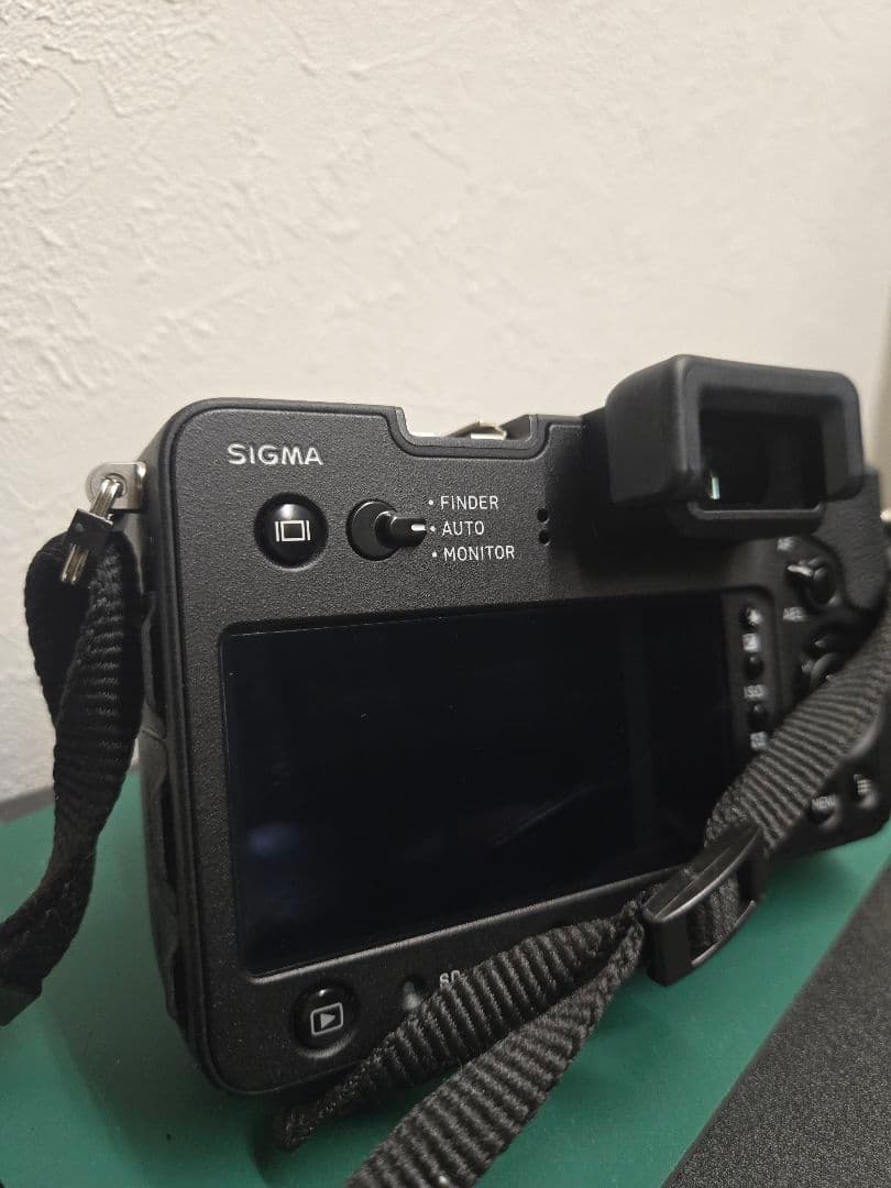 SIGMA sd Quattro H + レンズ x2