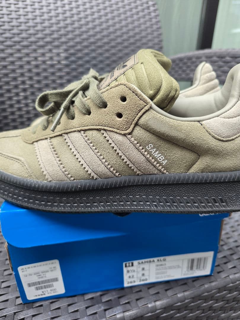 adidas　sambaオリーブ スニーカー