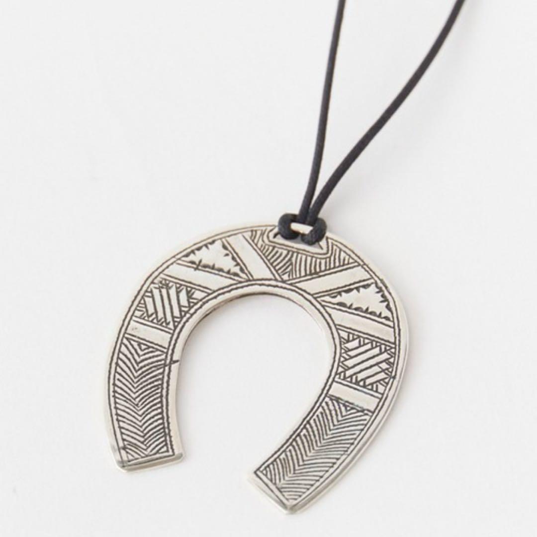 アダワットトゥアレグ　ネックレス　シルバー　馬蹄