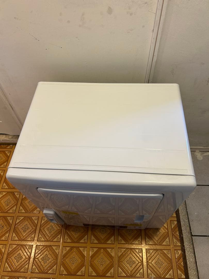 2021年製　日立　衣類乾燥機　6キロ　de-n60wv