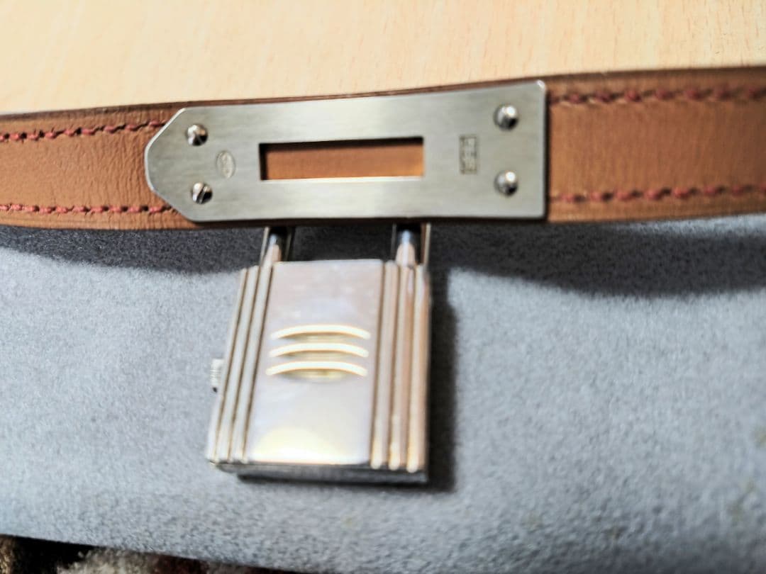 【週末限定値下】エルメス HERMES ケリーウォッチレディース腕時計 シルバー