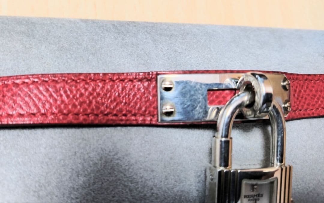 【週末限定値下】エルメス HERMES ケリーウォッチレディース腕時計 シルバー