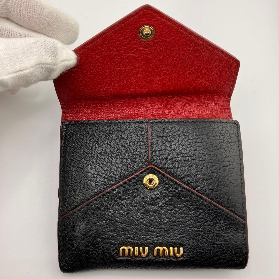 希少✨美品✨ミュウミュウ 三つ折り財布 マドラスラブレター ハート ブラック