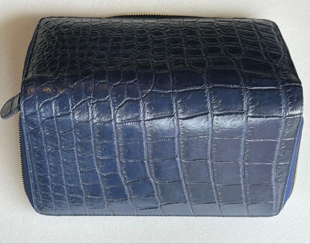 クロコダイル　紺色　長財布　ワニ革財布