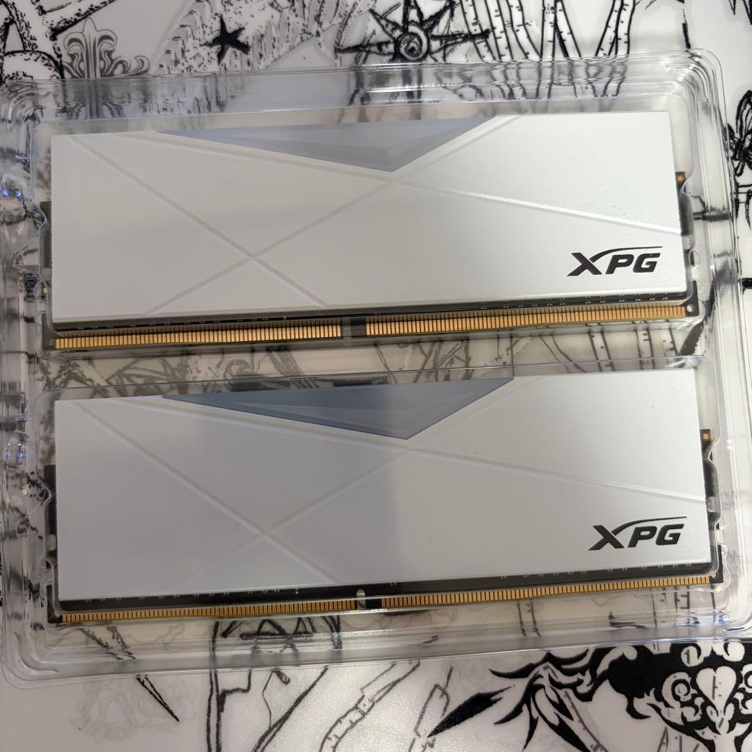 メモリー XPG SPECTRIX D50 DDR4 8GB x 2 16GB