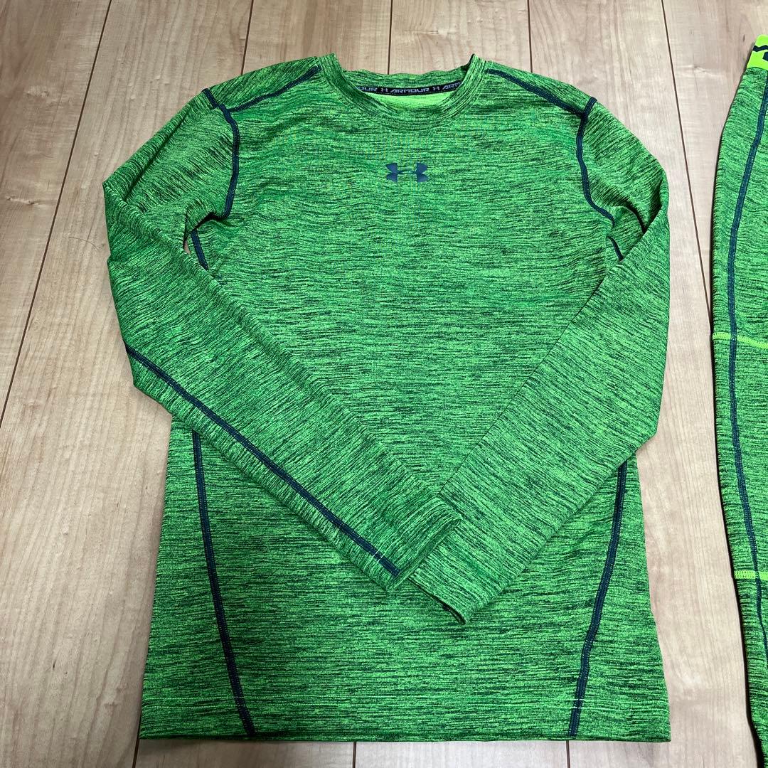 美品　アンダーアーマー　インナーセットアップ